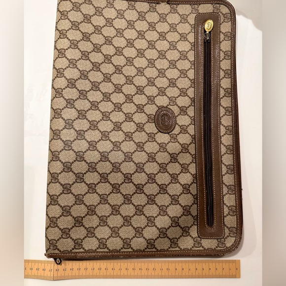 Authentic Early 90/ late 80s Gucci portfolio - Picture 6 of 12